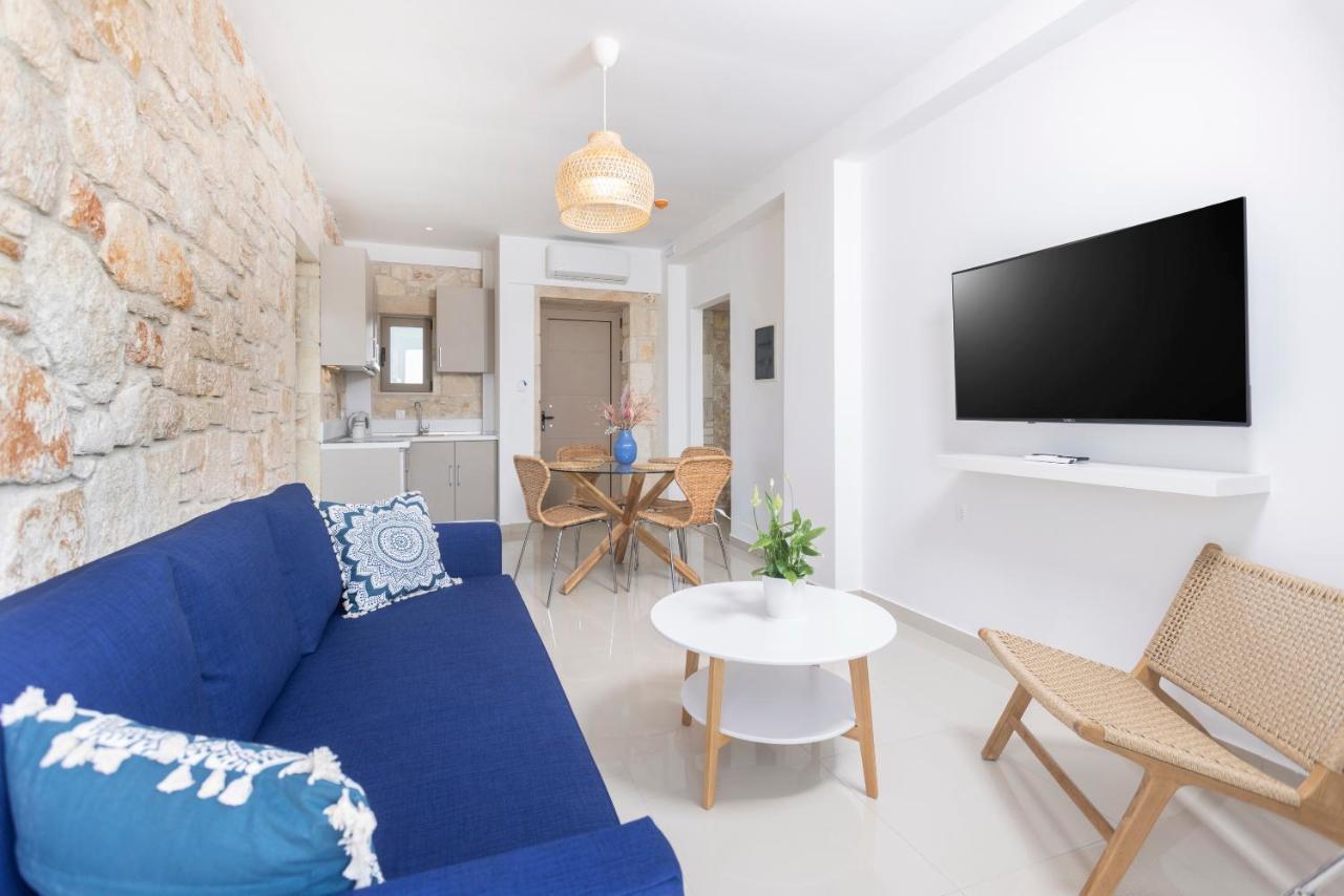 Anna Mare Luxury Apartments アフィトス エクステリア 写真
