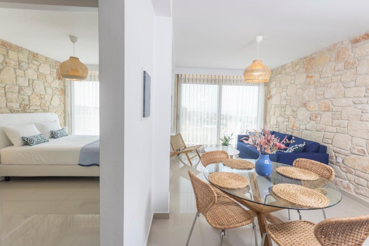 Anna Mare Luxury Apartments アフィトス エクステリア 写真