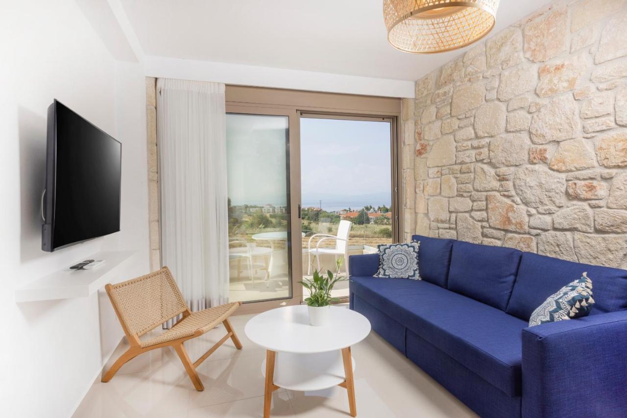 Anna Mare Luxury Apartments アフィトス エクステリア 写真