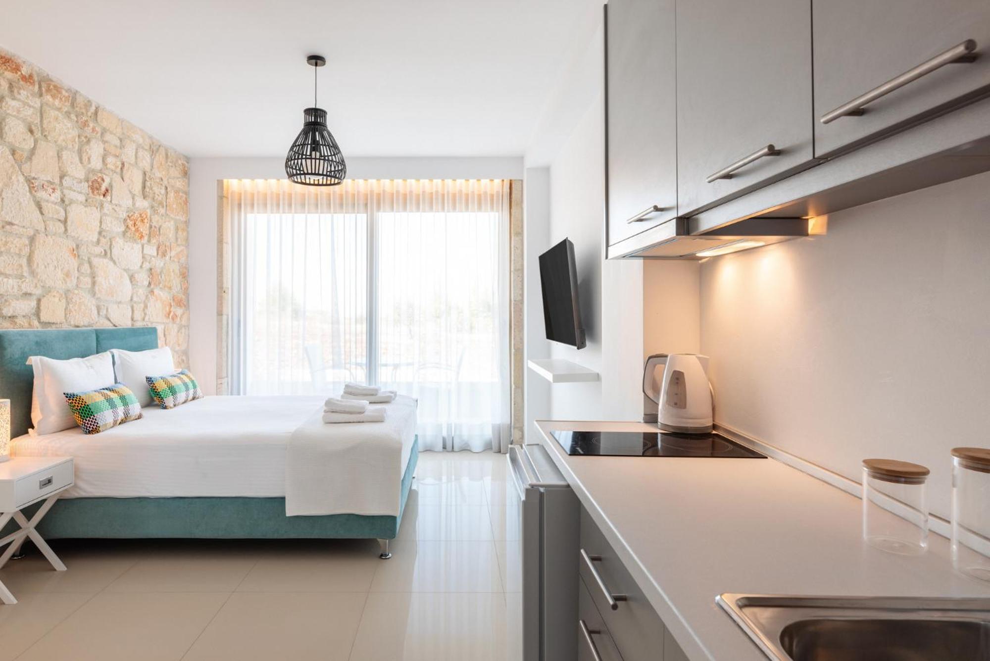 Anna Mare Luxury Apartments アフィトス 部屋 写真