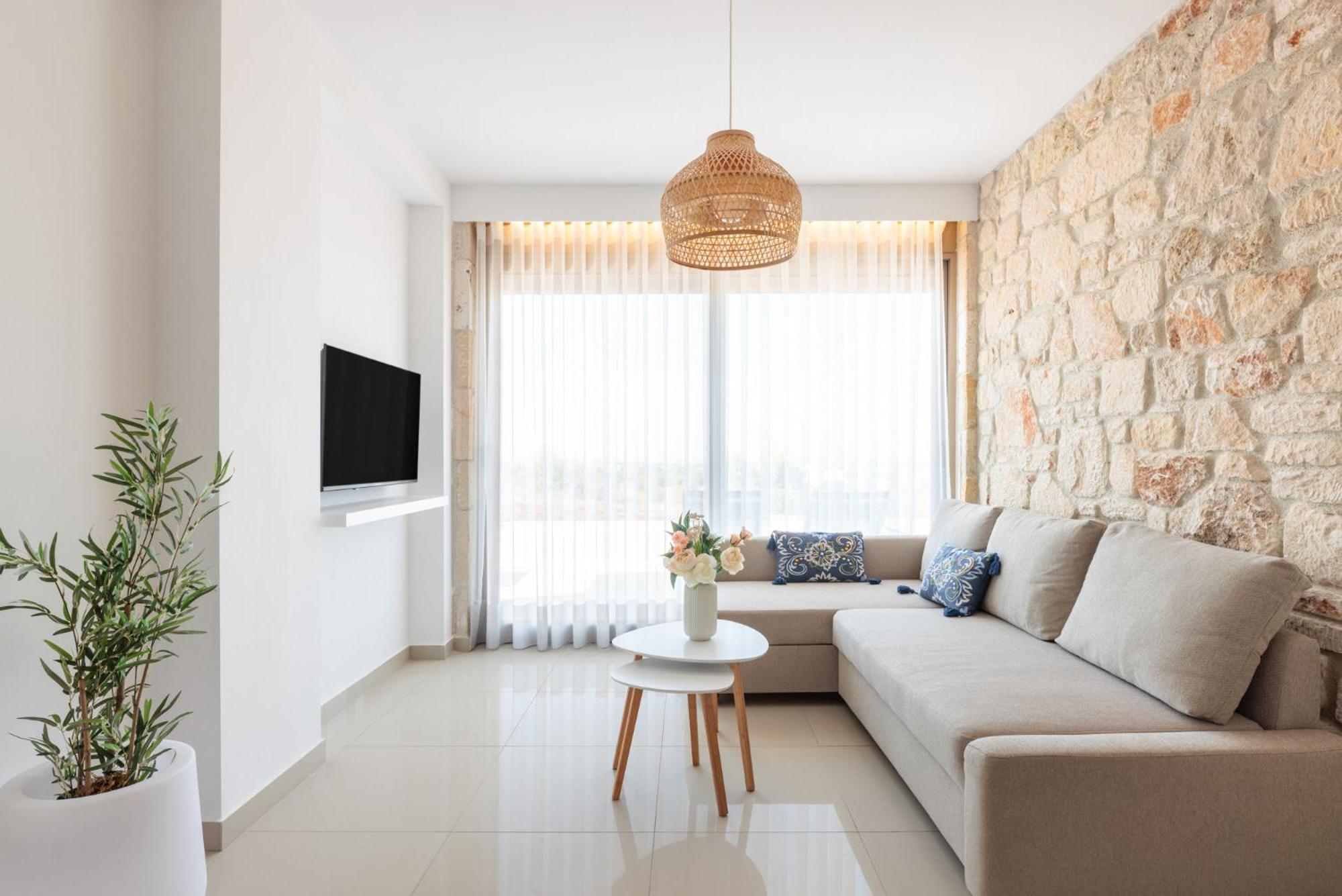 Anna Mare Luxury Apartments アフィトス 部屋 写真